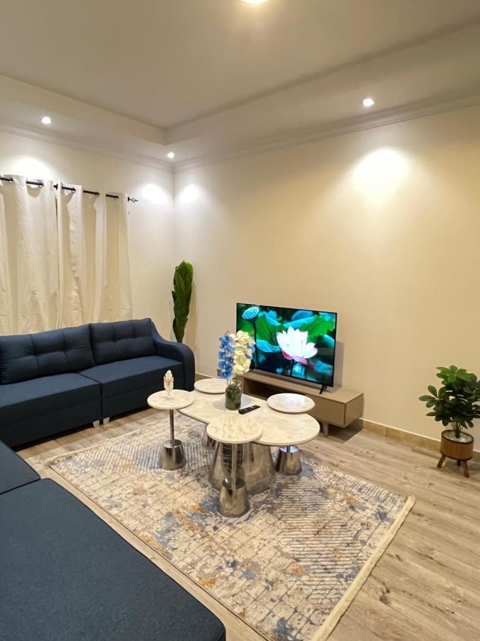 سويت فاخر دخول ذاتي Apartment Riyadh