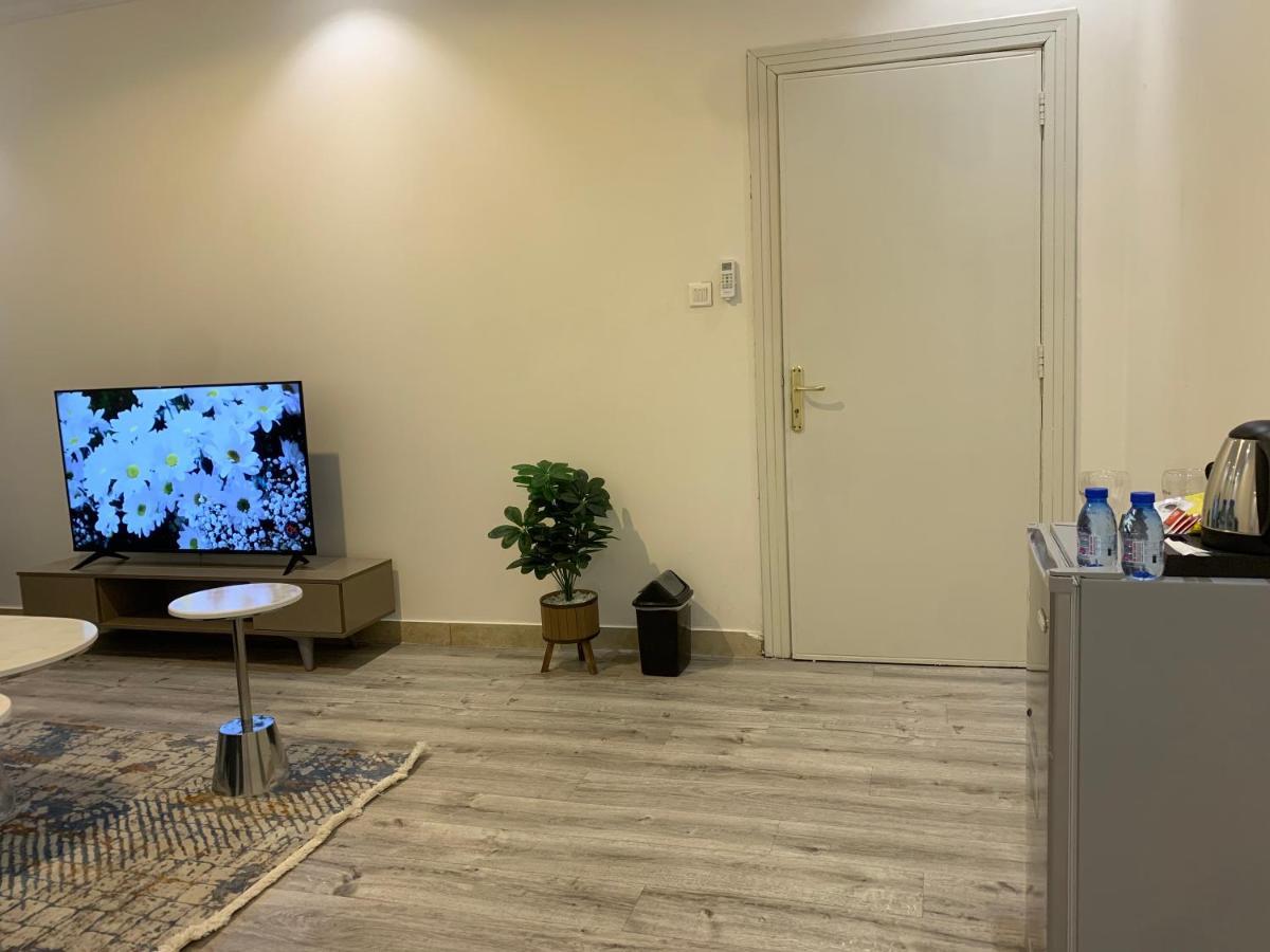 سويت فاخر دخول ذاتي Apartment Riyadh